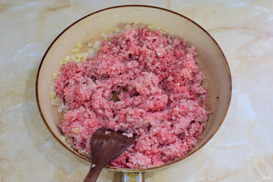 Шаг 12: Блинчиков с мясом