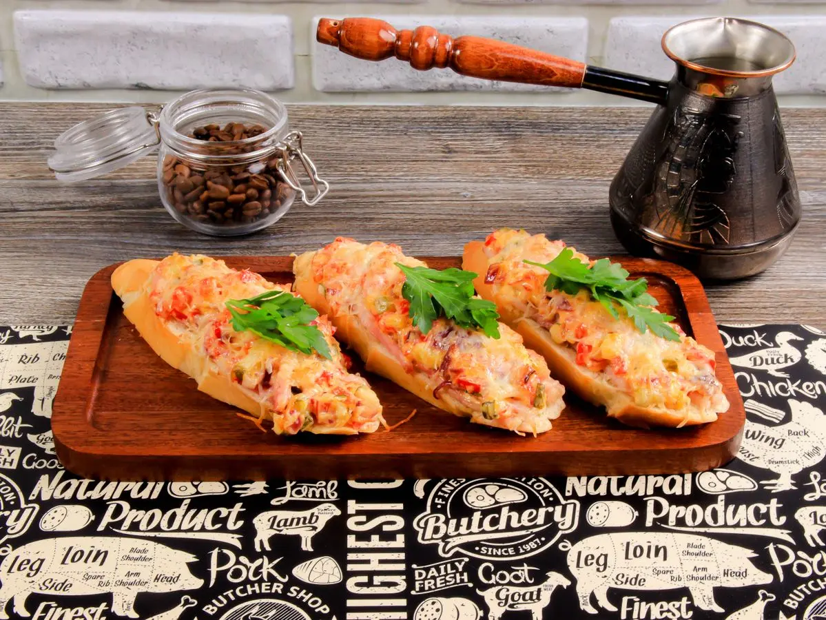 Шаг 12: Брускетта с ветчиной и сыром