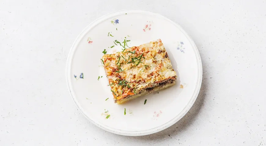 Картофельная запеканка с фаршем и овощами под сыром: шаг 12