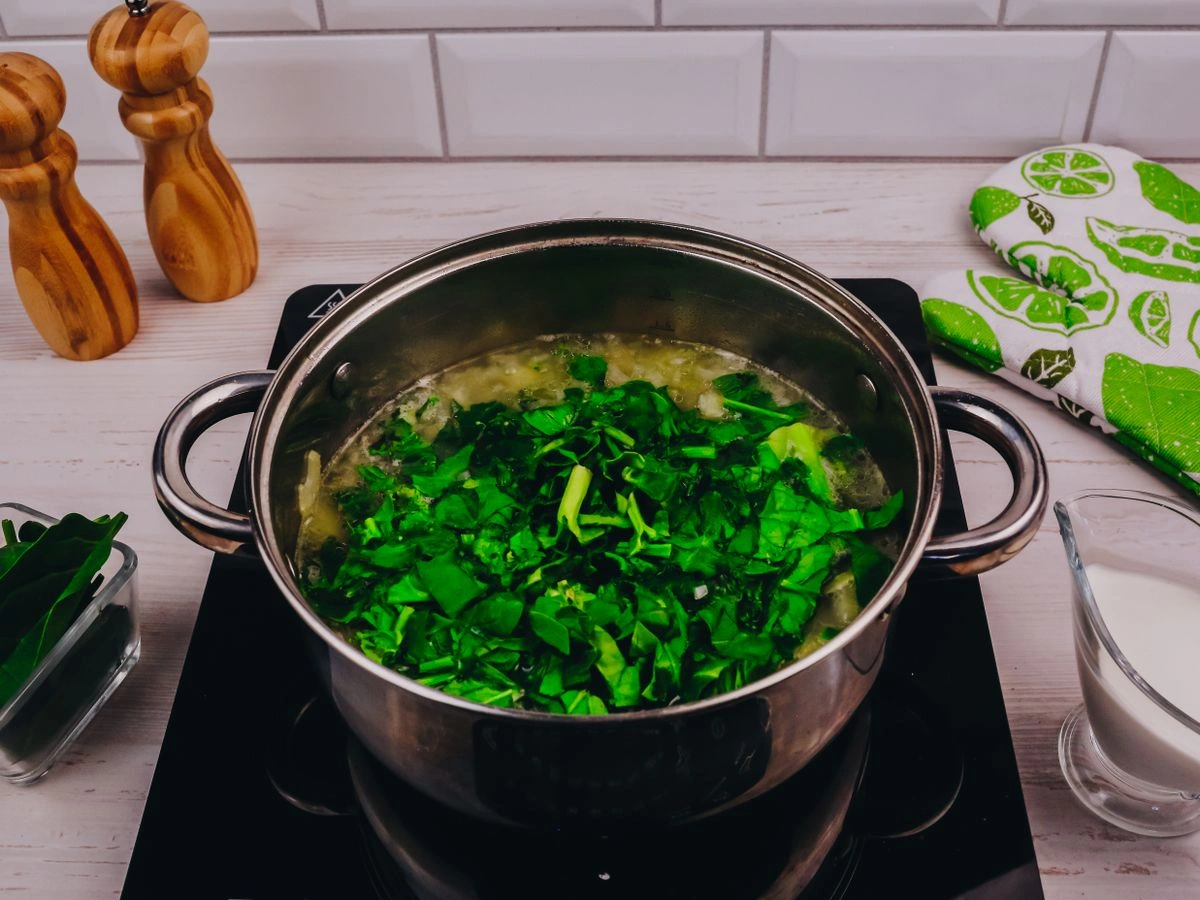 Шаг 12: Крем-суп с брокколи и шпинатом