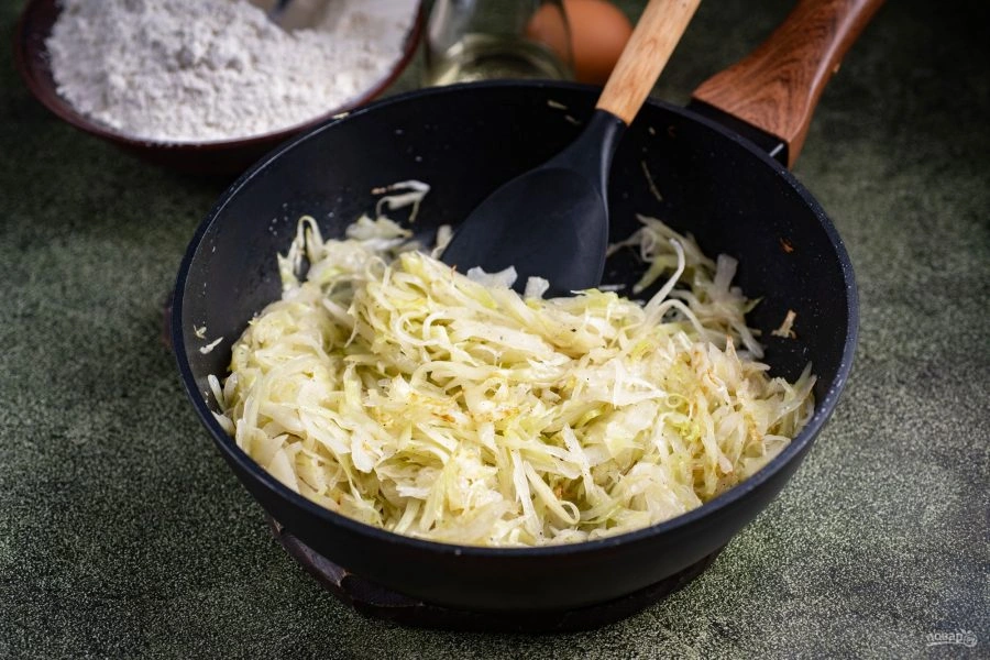 Шаг 12: Пирожки с капустой в духовке