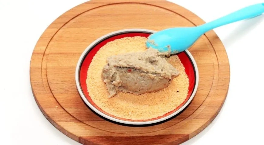 Сочные котлеты из баклажанов: шаг 12