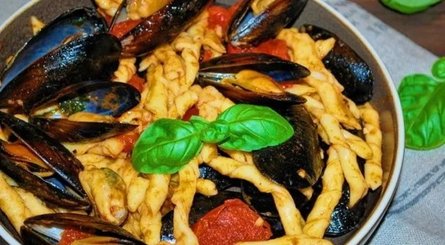 Фузилли с морепродуктами: шаг 13