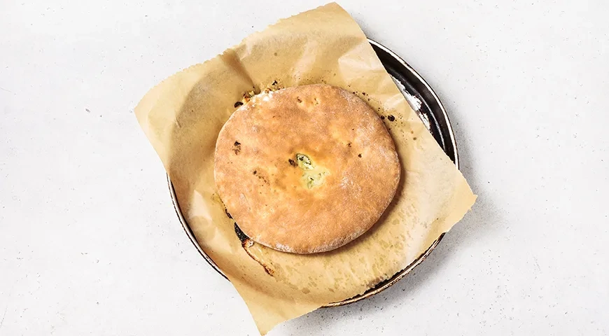 Осетинский пирог с творогом: шаг 13