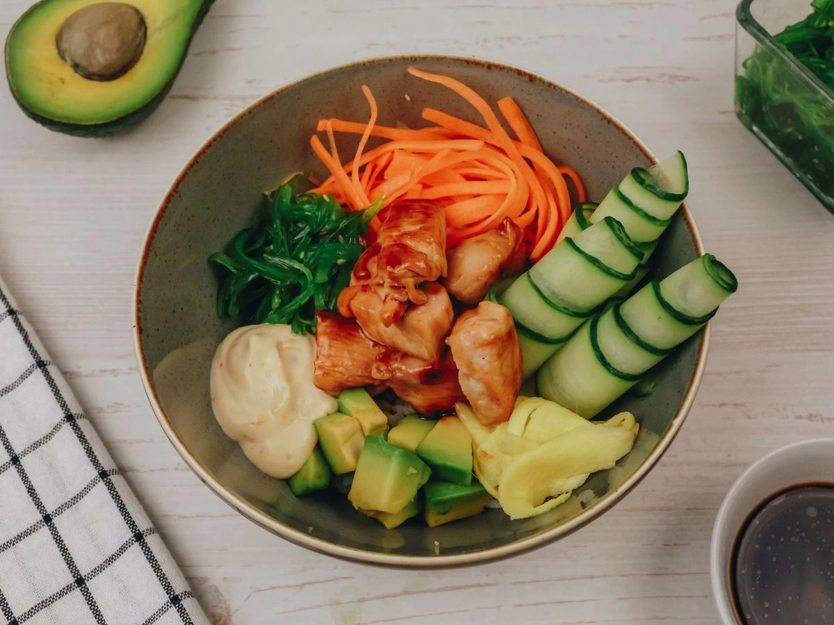 Шаг 13: Поке с курицей терияки