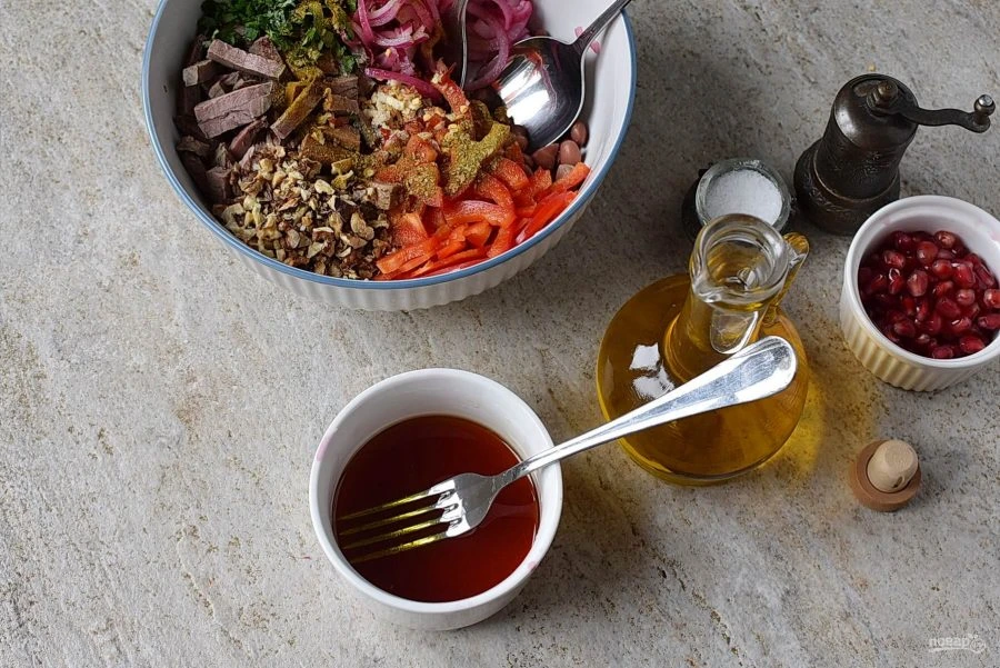 Шаг 13: Салат тбилиси с гранатом