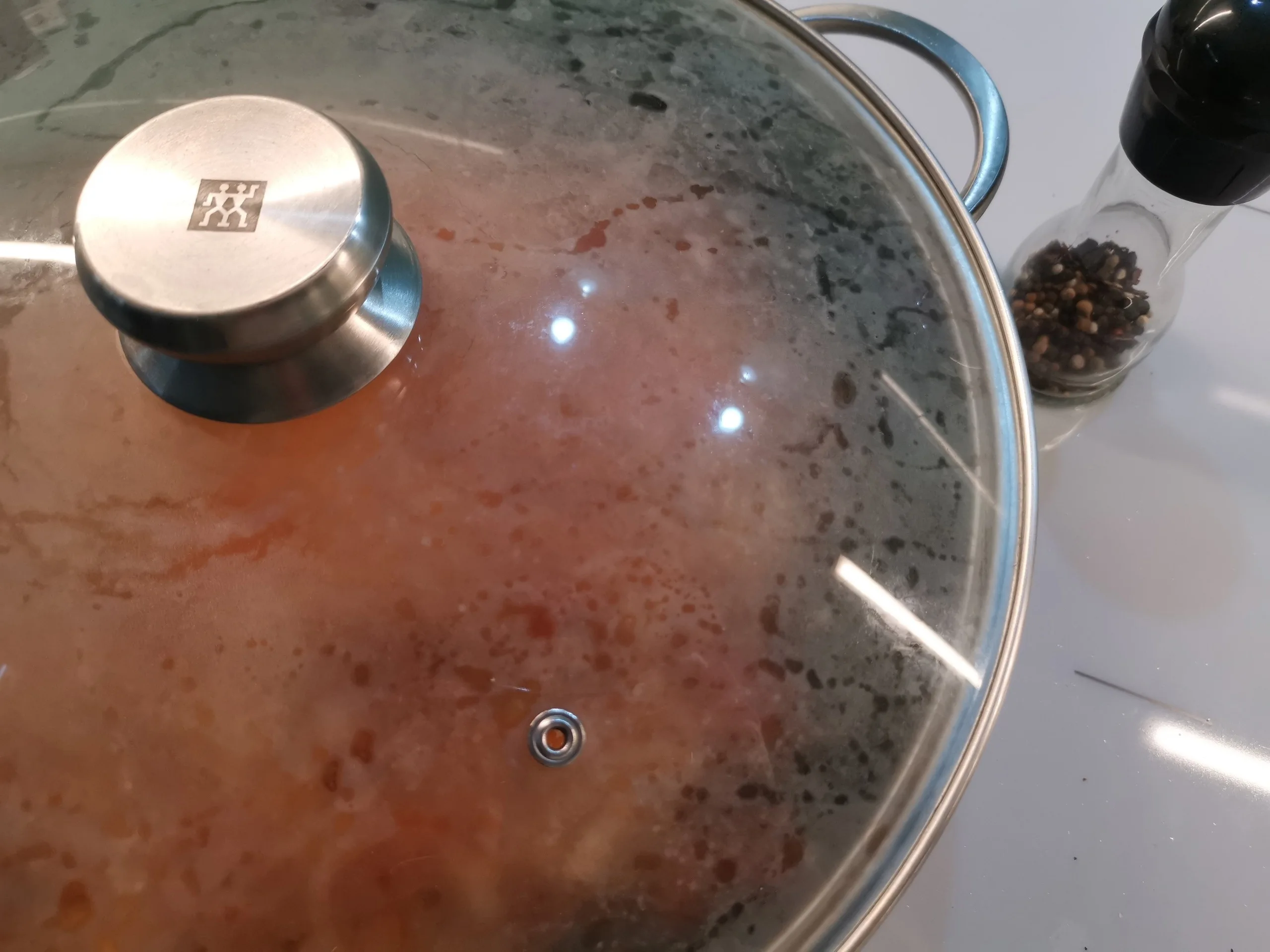 Шаг 13: Солянка с сосисками