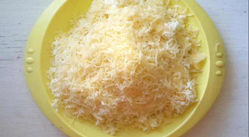 Тьелла - запеканка из картофеля, кабачков и помидоров: шаг 13