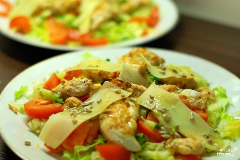 Шаг 13: Теплый салат с курицей