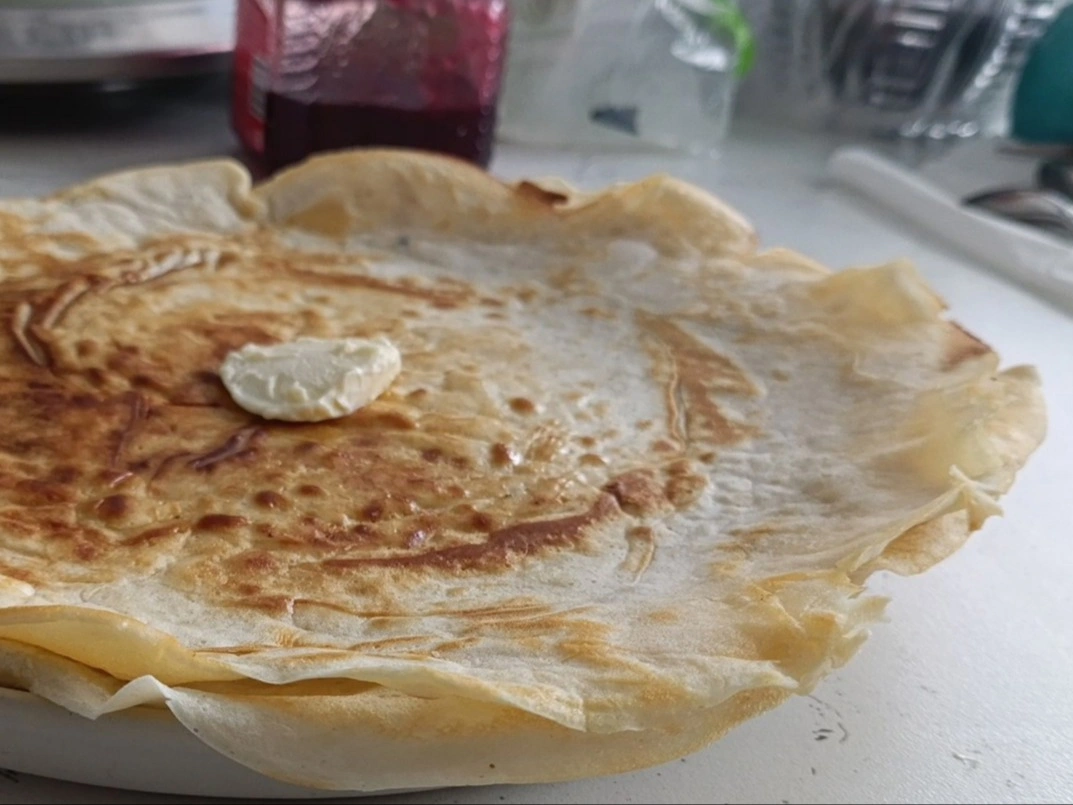 Шаг 14: Блины из кислого молока, как у бабушки