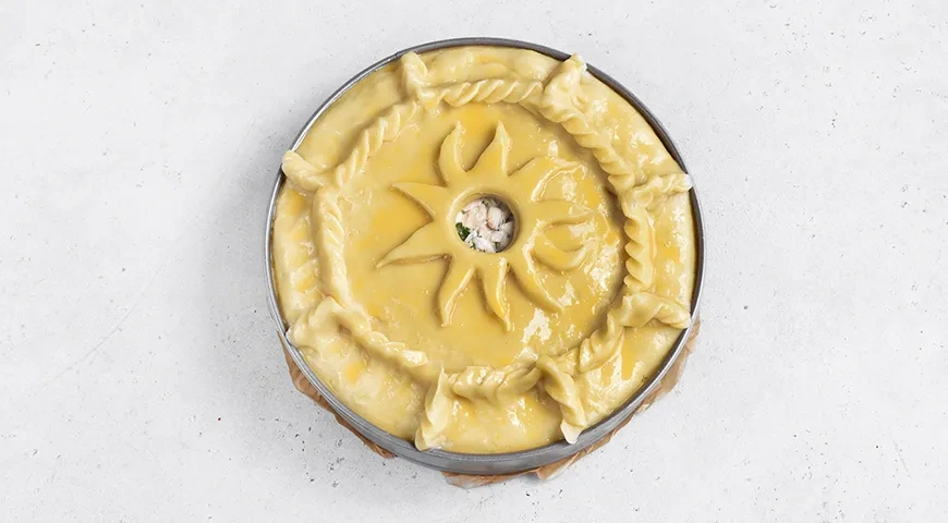 Курник с блинами, курицей и грибами: шаг 14