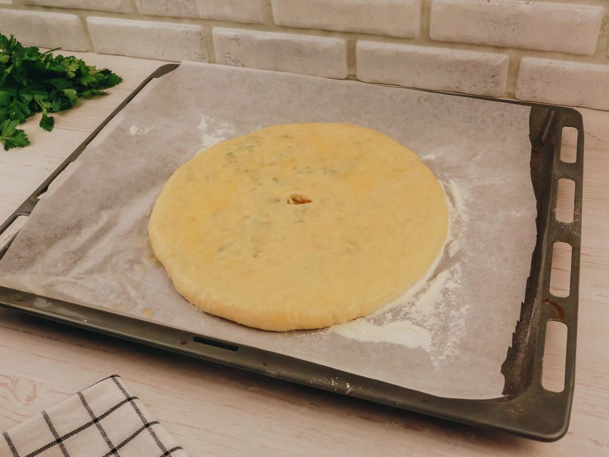 Шаг 14: Лепёшка с сыром, зеленью и творогом