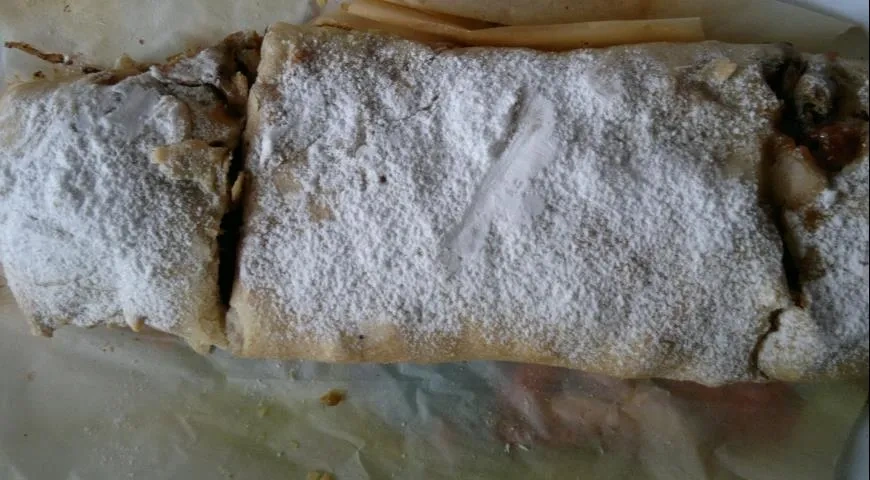 Штрудель с яблоками и грушами: шаг 14