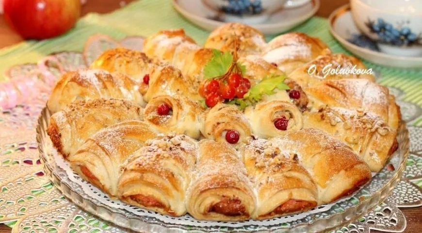 Слоеный пирог с малиновым джемом Махеевъ к 8 марта: шаг 14