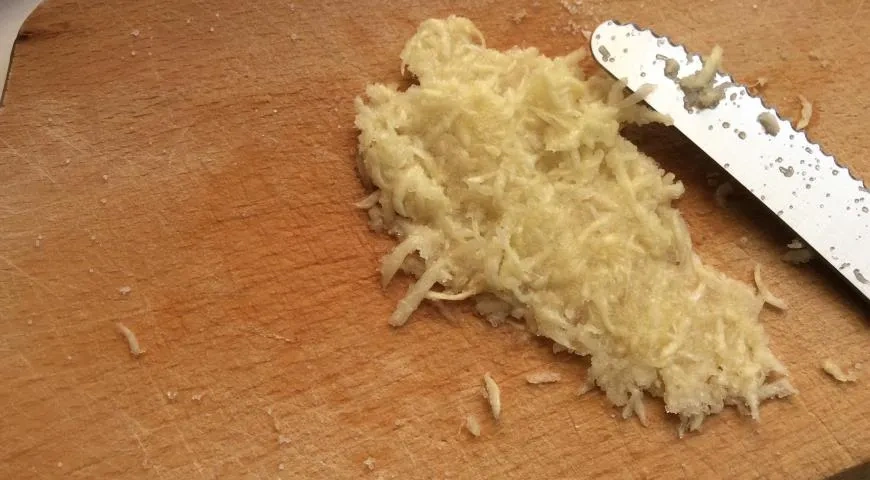 Домашний борщ на курином бульоне: шаг 15