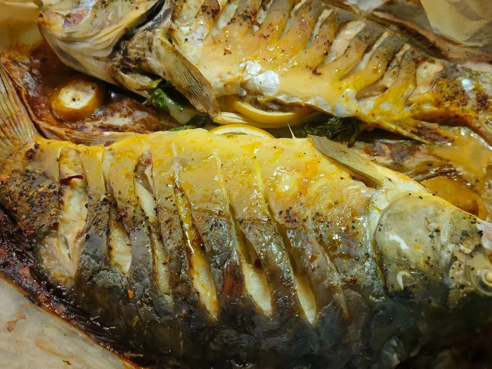 Шаг 15: Карп, запеченный в духовке