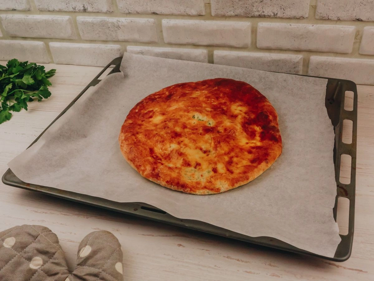 Шаг 15: Лепёшка с сыром, зеленью и творогом