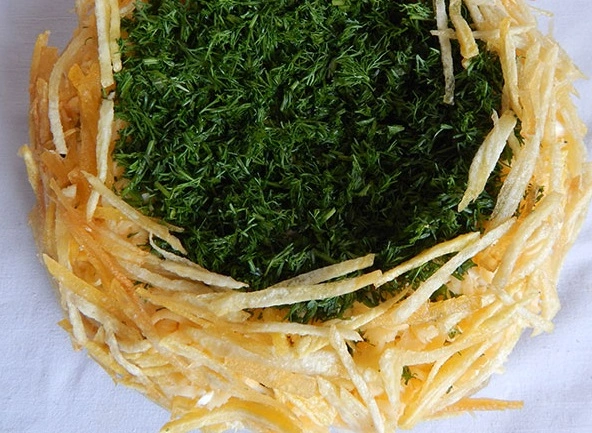 Шаг 15: Салата Гнездо глухаря