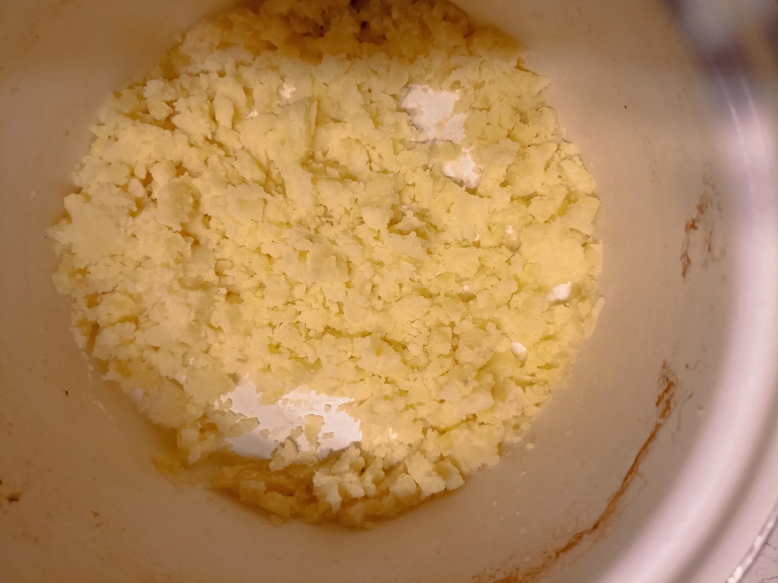 Шаг 15: Сдобные ватрушки с картофельным пюре