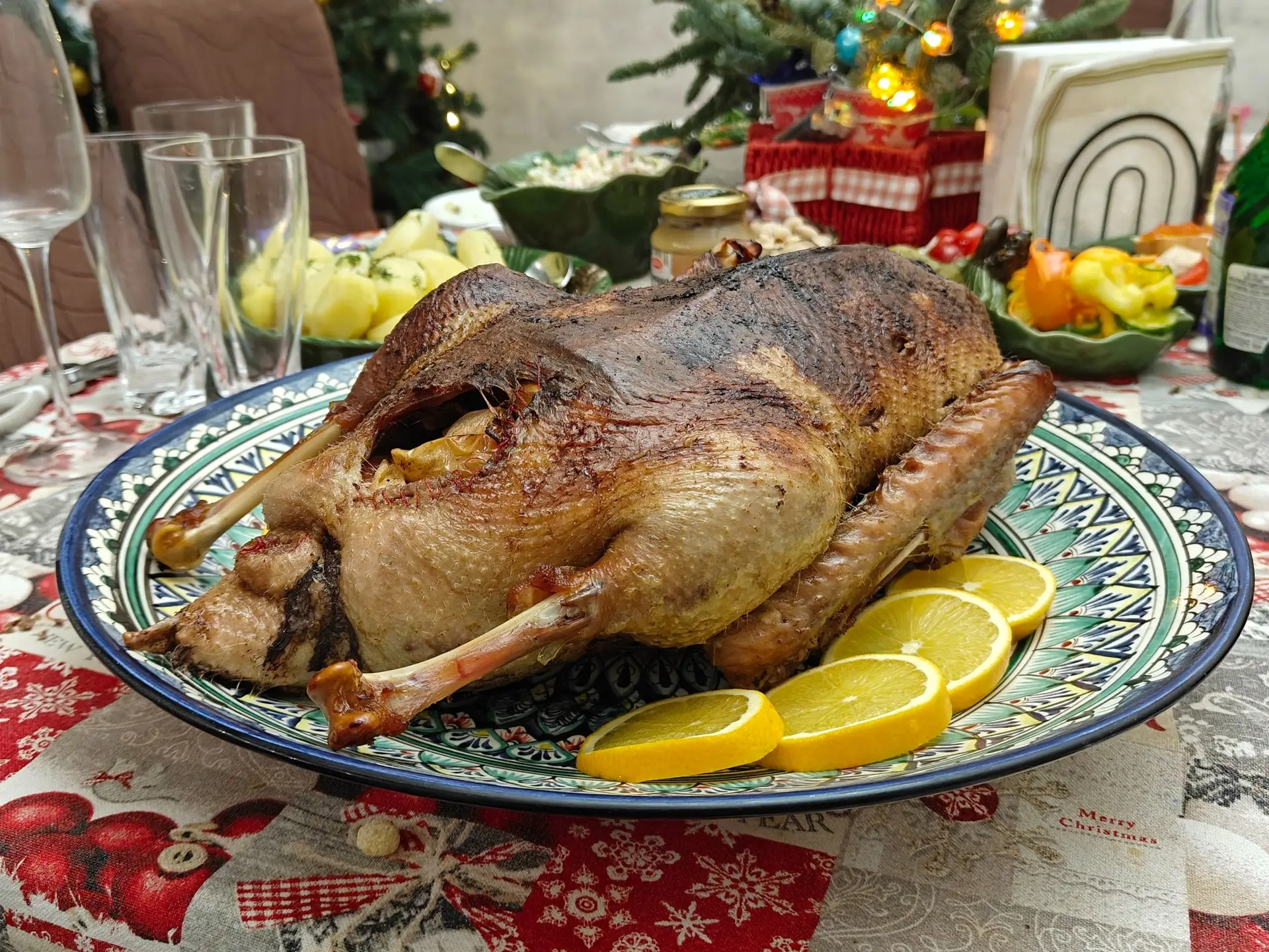 Шаг 15: Запеченный гусь с апельсинами и яблоками