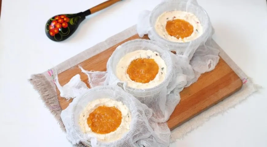 Творожная бенто-пасха с курагой: шаг 17