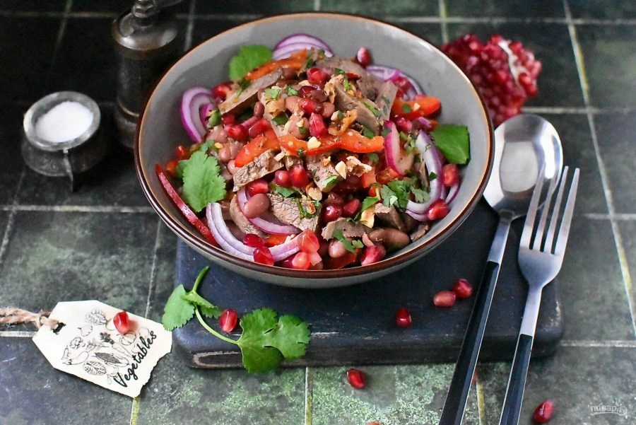 Шаг 17: Салат тбилиси с гранатом