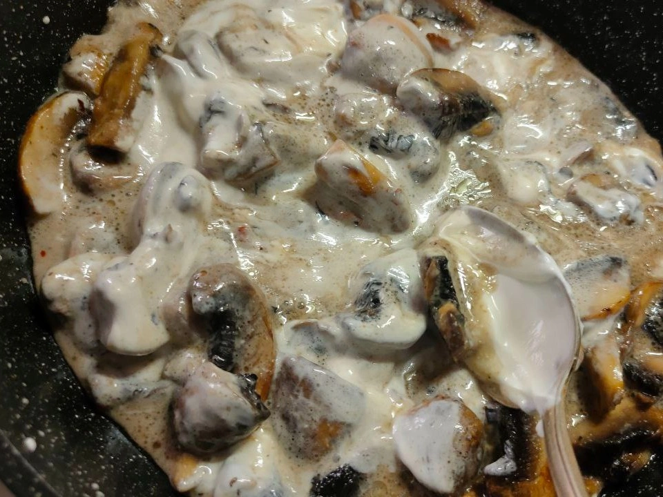 Шаг 17: Свинина в духовке с грибной подливкой