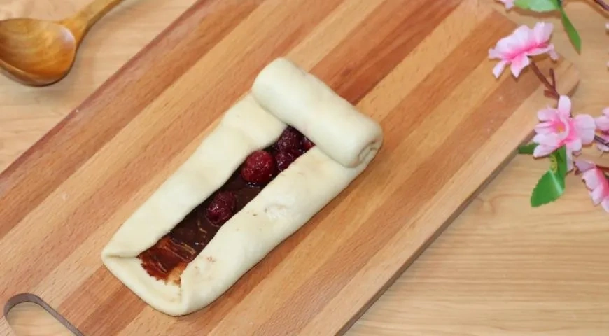 Кулич (паска) с шоколадом и вишней: шаг 18