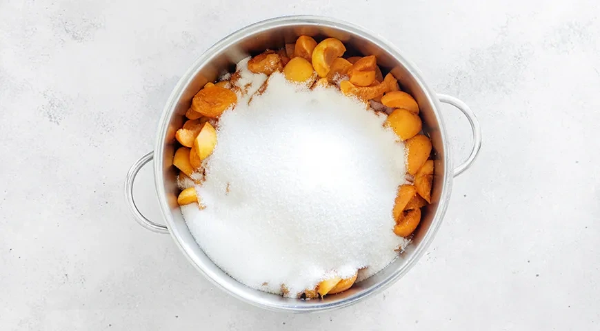 Абрикосовый ликер: шаг 2