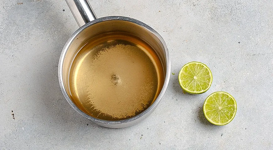 Ананас, маринованный в банке: шаг 2