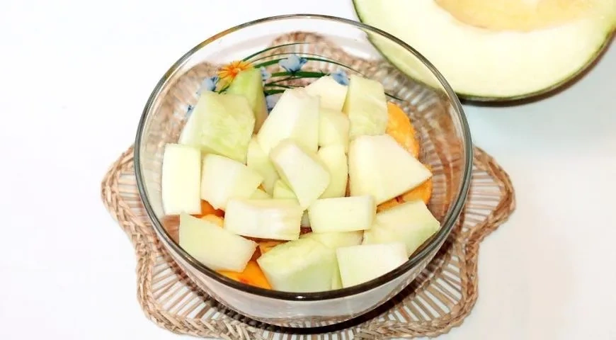 Ароматный фруктовый соус: шаг 2