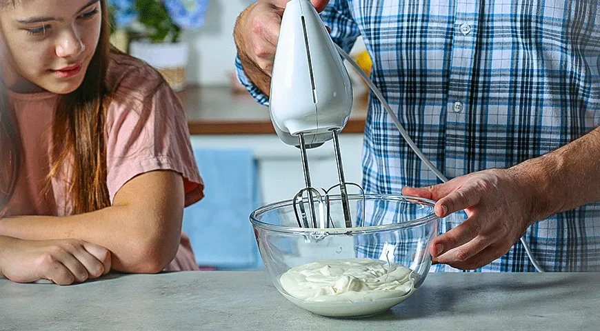 Бенто-торт «Маме»: шаг 2