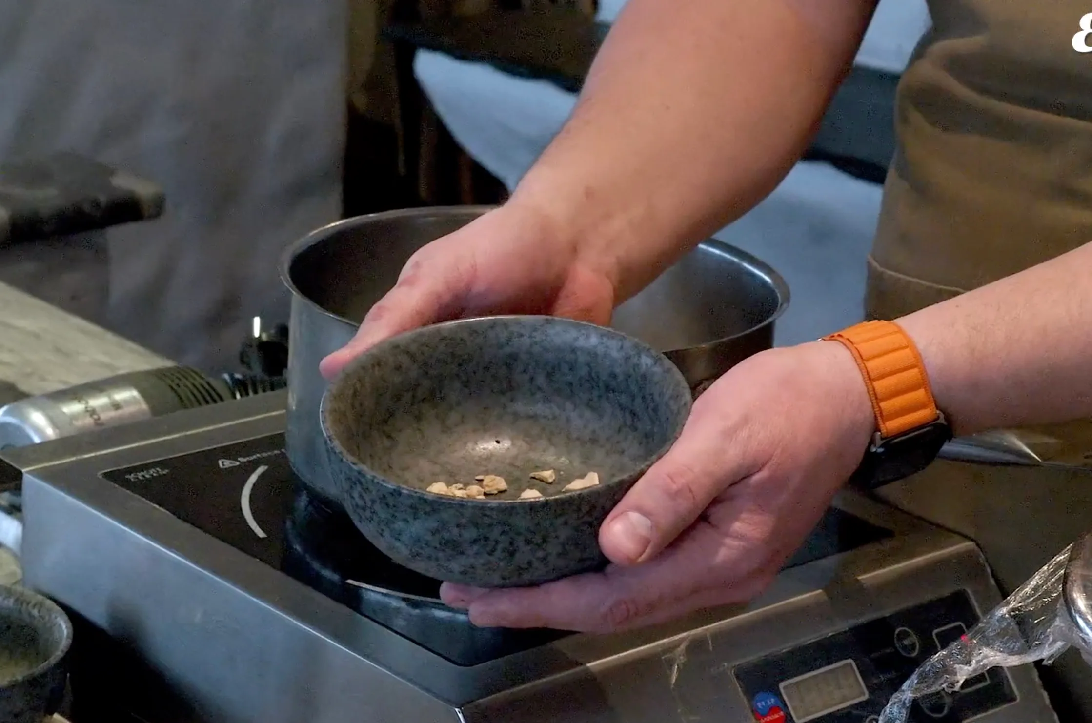 Шаг 2: Блины с дырочками от шеф-повара