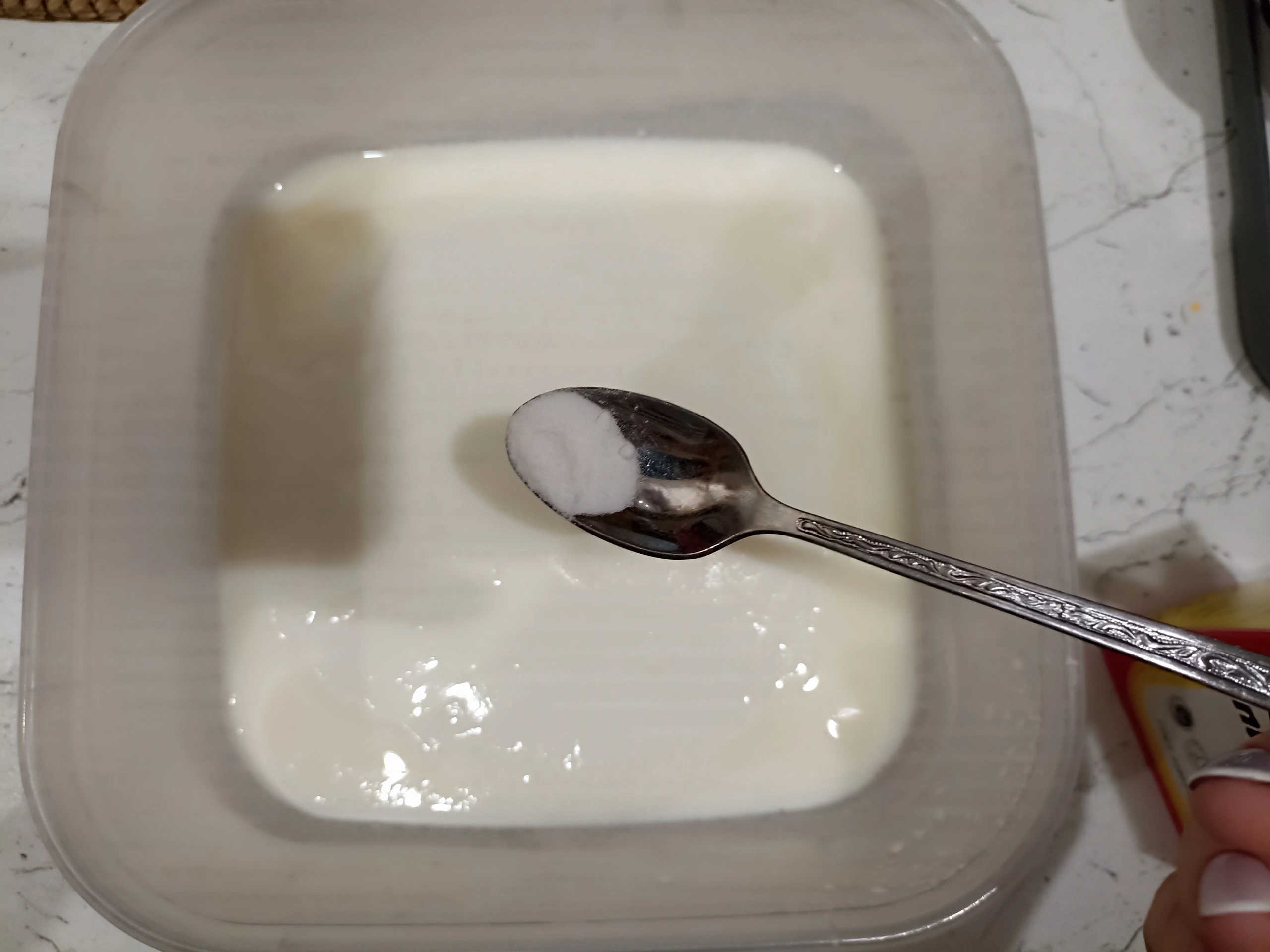 Шаг 2: Блины с яично-масляной болтушкой