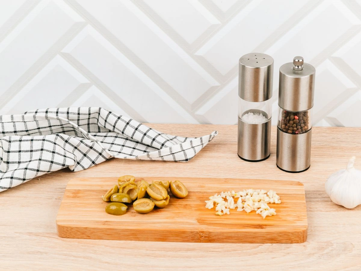 Шаг 2: Брускетта с лососем и песто