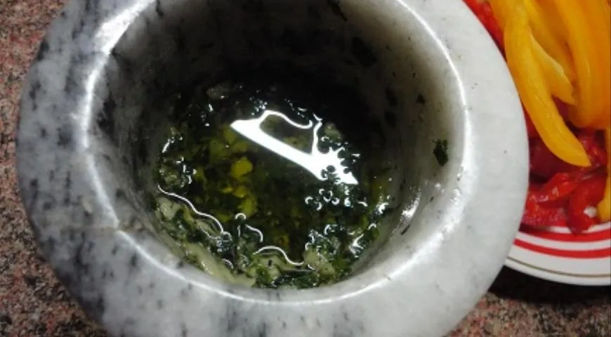 Брускетты со сладким перцем: шаг 2