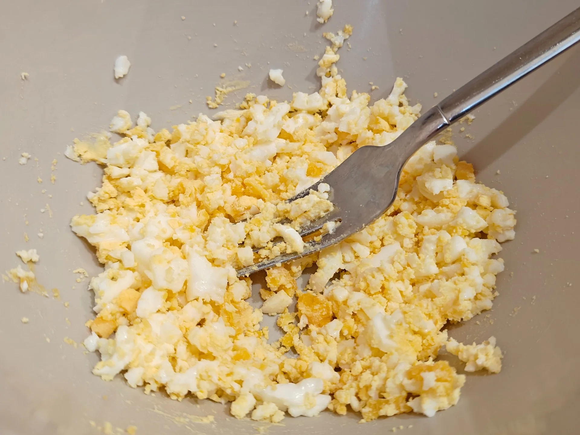 Шаг 2: Бутерброды с тунцом и творожным сыром