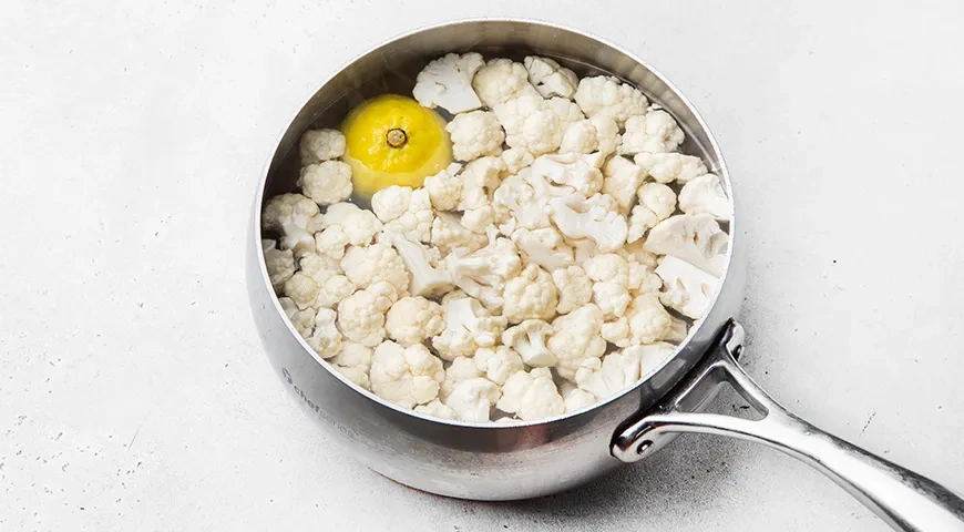 Цветная капуста в духовке с фаршем и сыром: шаг 2