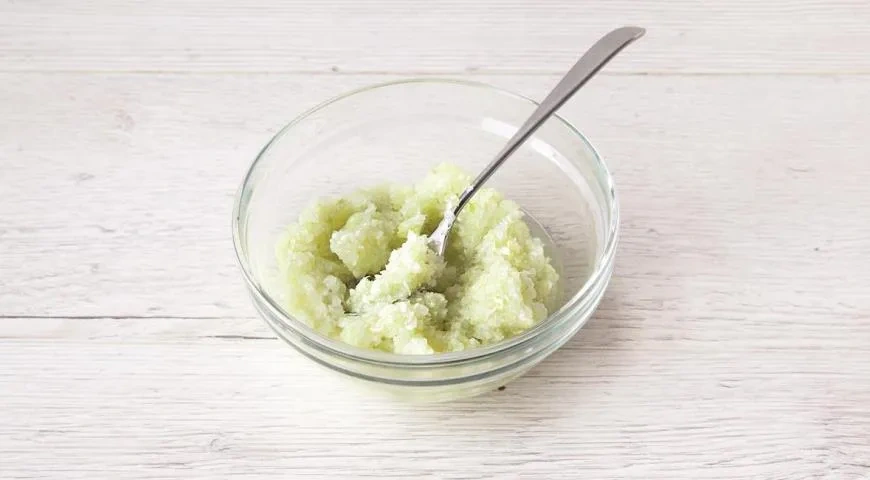 Диетические фрикадельки из индейки в духовке: шаг 2