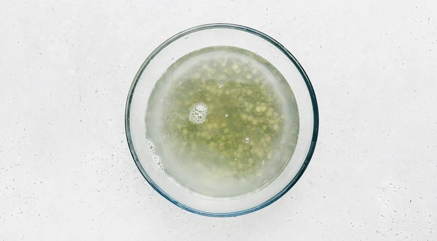 Гороховое пюре с колбасой: шаг 2