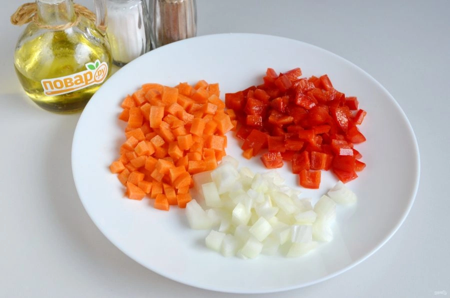 Шаг 2: Гречка с овощами в духовке