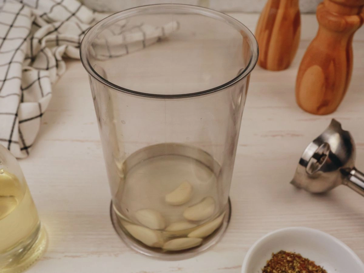 Шаг 2: Гриссини с чесночным маслом