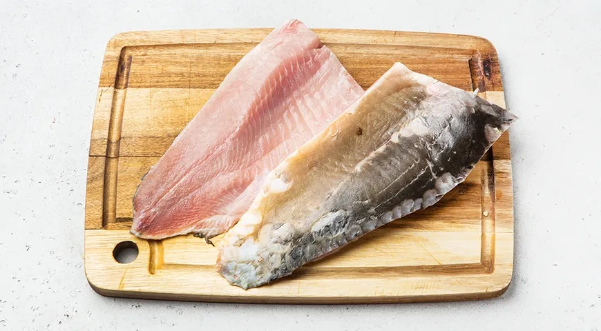 Хе из карпа – корейская острая закуска из рыбы: шаг 2