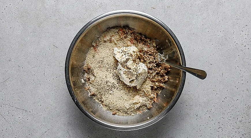 Хрустящие шарики с квашеной капустой и фаршем: шаг 2