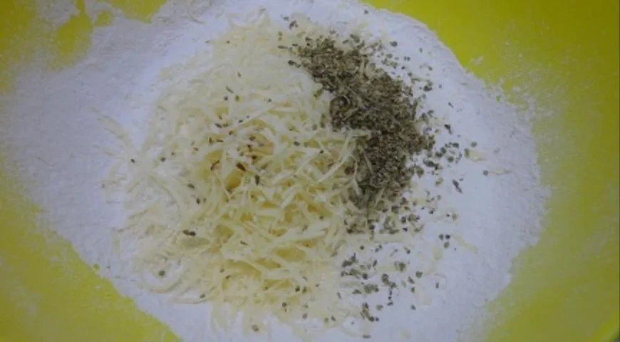 Итальянский хлеб с пармезаном и орегано: шаг 2