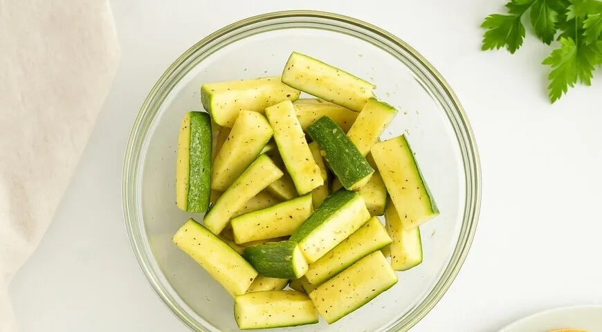 Кабачки в аэрогриле: шаг 2