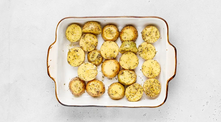 Канапе с мидиями на шпажках: шаг 2