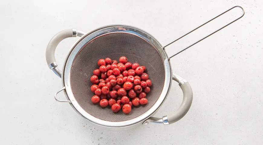 Кисель из компота и крахмала: шаг 2