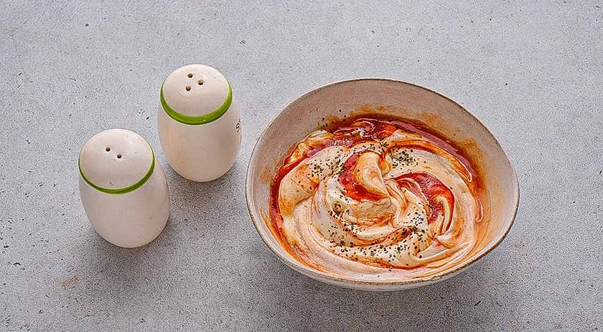 Кисло-сладкий соус с майонезом и кетчупом: шаг 2