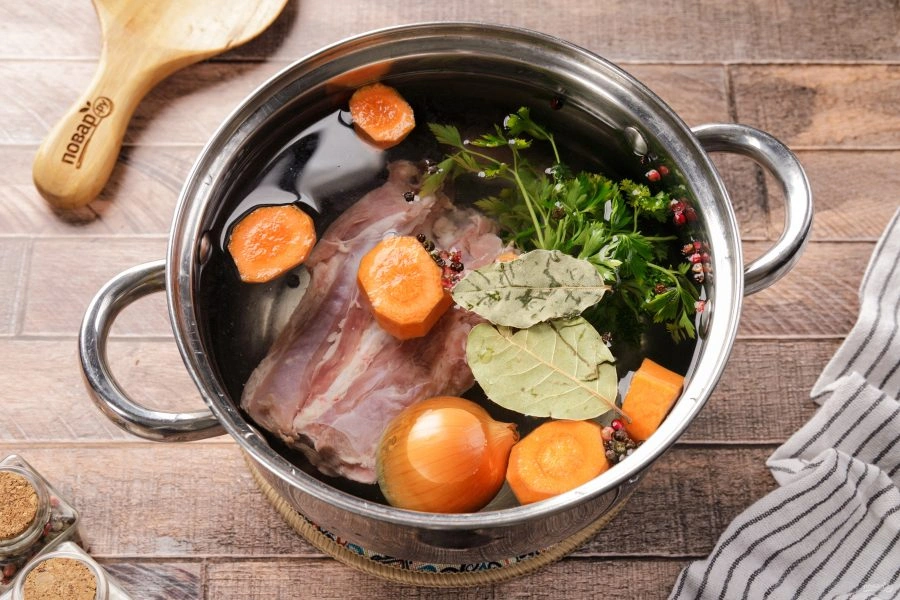 Шаг 2: Кислые щи из квашеной капусты